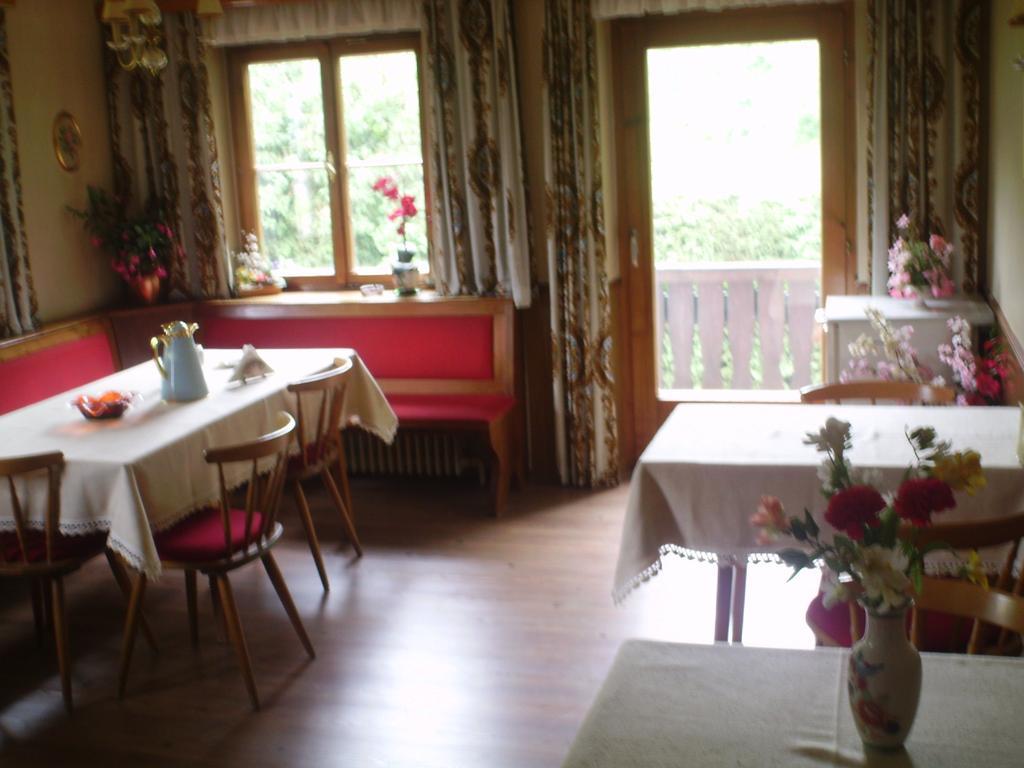 Bed and Breakfast Haus Ellmaustein Fuschl am See Exterior foto