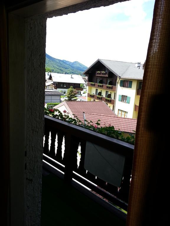Bed and Breakfast Haus Ellmaustein Fuschl am See Zimmer foto
